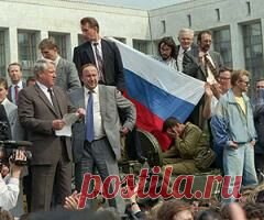 19 августа в 1991 году В Москве произошла попытка государственного переворота