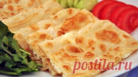 Турецкие гёзлеме с начинкой 
 
Обалденные турецкие гёзлеме с начинкой прекрасно подойдут в качестве вкусного и сытного завтрака для всей семьи. Впервые я попробовала это изумительное блюдо на одном турецком курорте: и была в вос…