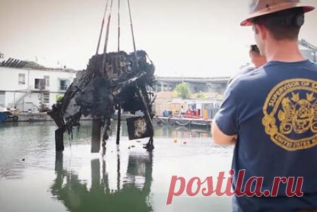 На Украине подняли со дна «катер Брежнева». На Украине со дна Черного моря в Одесском порту подняли затонувший катер «Буревестник», в советские времена известный как «катер Брежнева». Операцию осуществили в рамках военных учений Sea Breeze, судно со дна поднимали силами водолазов из Украины и США. Остатки затонувшего корабля мешали судоходству.