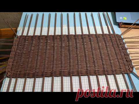 Урок 38. Прямоугольное дно с острыми углами и добавление стоек плетение из газетных трубочек - YouTube