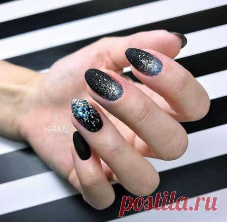 Идеи маникюра с блестками / Все для женщины
