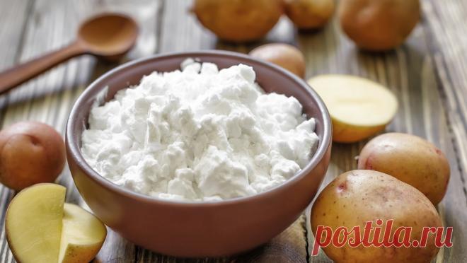 Необычное использование картофельного крахмала: вам это точно пригодится - cool-life.ru Картофельный крахмал знают все: его широко используют в кулинарии, а в последнее время он стал незаменимым компонентом для приготовления масок. Но немногие знают о том, что крахмал обладает и другими полезными свойствами. Поэтому он не просто пищевая добавка, способная подарить энергию для здоровой и активной жизни, но и незаменимый помощник в быту. Рассмотрим только несколько …