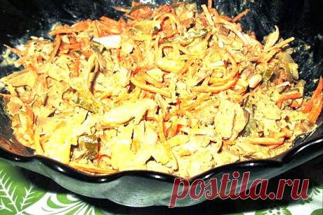 Кулинарные Рецепты: Потрясающе вкусный салатик из куриной печени, маринованных грибочков и корейской морковки!