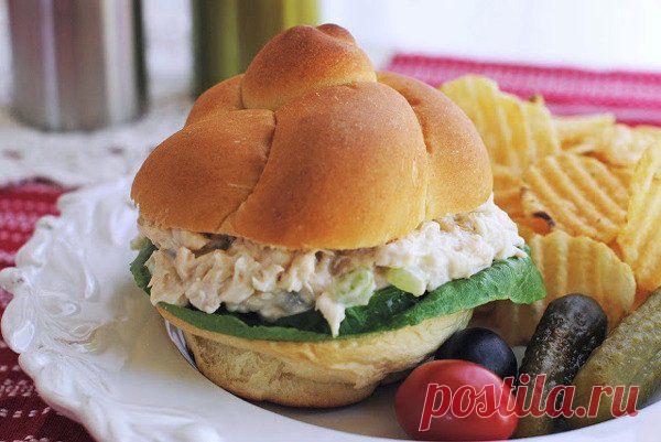 ТРАДИЦИОННЫЙ КУРИНЫЙ САЛАТ