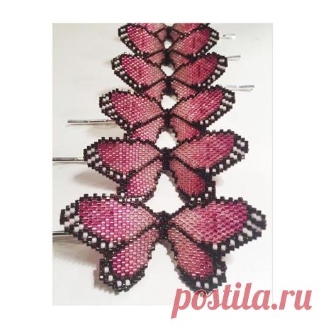 💕An army of pink butterfly clips all ready for @mostcuriouswedfair #needtosleep #clarafrancisjewellery #beadwork #beadweaver #beadedbutterfly #butterflyclips #modernbeadwork #miyukiaddict #handmade #handsewn #craftsposure #beadweaving