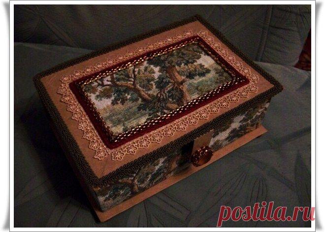 Шкатулка из тетрапаков.