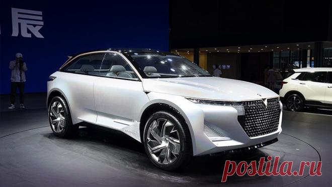 Концепт Venucia The V подтолкнул электрификацию марки Главная мысль, которую Venucia пыталась донести до публики на Шанхайском шоу, — бренд становится электромобильным. Решение о трансформации принято