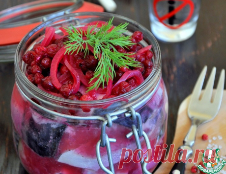 Скумбрия маринованная с клюквой – кулинарный рецепт