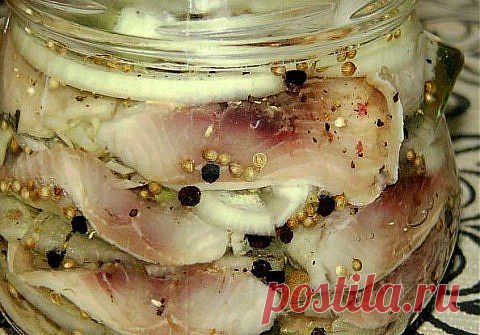 Вкусная и быстрая селедка в маринаде | Поваренный сайт