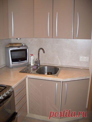 САМ СЕБЕ ДИЗАЙНЕР
Лариса Алексеева