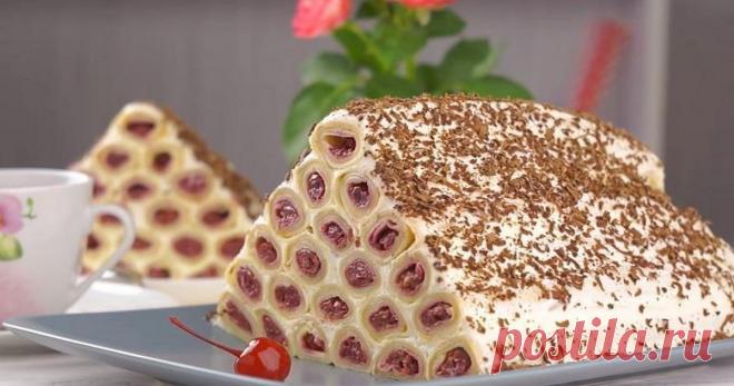 Необычайно вкусный торт «Монастырская изба» из блинов Нежный и мягкий торт «Монастырская изба» из блинов готовится на удивление быстро...