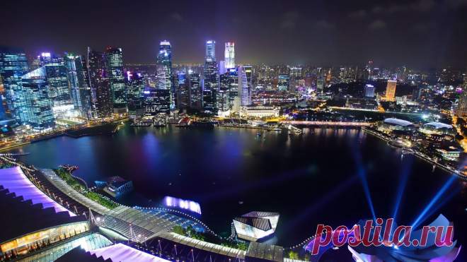 Valeri Denisov
Альбом: СТРАНЫ И ГОРОДА.
Ночной Сингапур.==== Город Сингапур (Singapore City) – столица островного государства Сингапур и по совместительству процветающий деловой и финансовый центр Юго-Восточной Азии. Находится на острове Сингапур. Здесь проживает большая часть населения страны ===В архитектуре Сингапура смешались, казалось бы, несоединимые эпохи и стили. Старая часть города – это кусочек викторианской Англии, чьей колонией ранее был Сингапур. Совсем рядо