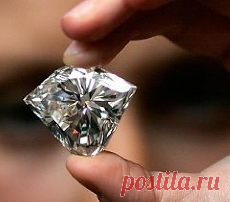 Челябинские силовики заподозрили фирму Никиты Михалкова в незаконной продаже бриллиантов | Экспертный канал УралПолит.Ru