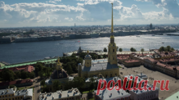 Петропавловская крепость станет центральной площадкой празднования Дня России в Петербурге. Петропавловская крепость станет центральной площадкой празднования Дня России в Санкт-Петербурге. С 12 по 15 июня там будет проходить Фестиваль цветов. Также запланировано выступление духовых оркестров. Читать далее