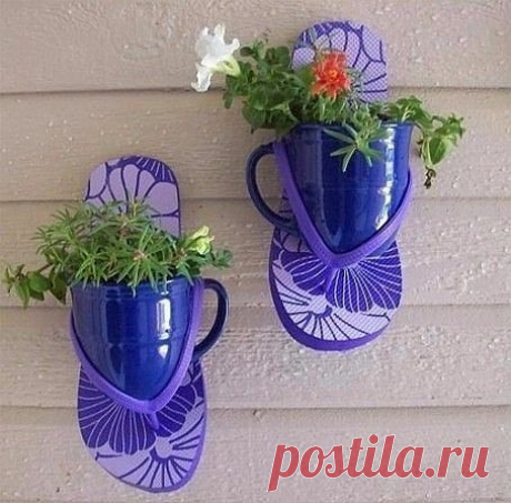 Оригинальное кашпо из старых привычных вещей