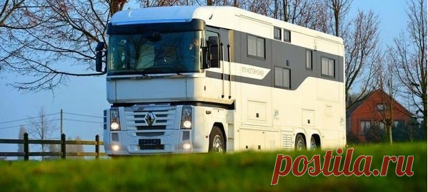 Grezna māja uz riteņiem Renault Magnum