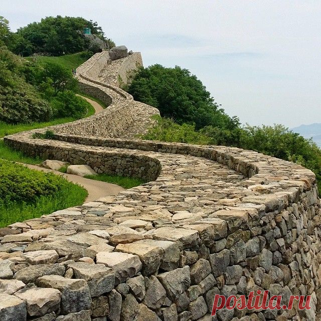 #Крепость Пунсaнсoн над #Кимхэ 
#분산성 #Bunsanseong san #fortress

#Gimhae #김해 #Корея #SouthKorea #Korea #한국 #ig_korea #travelKorea #koreatrip2015 #koreatrip