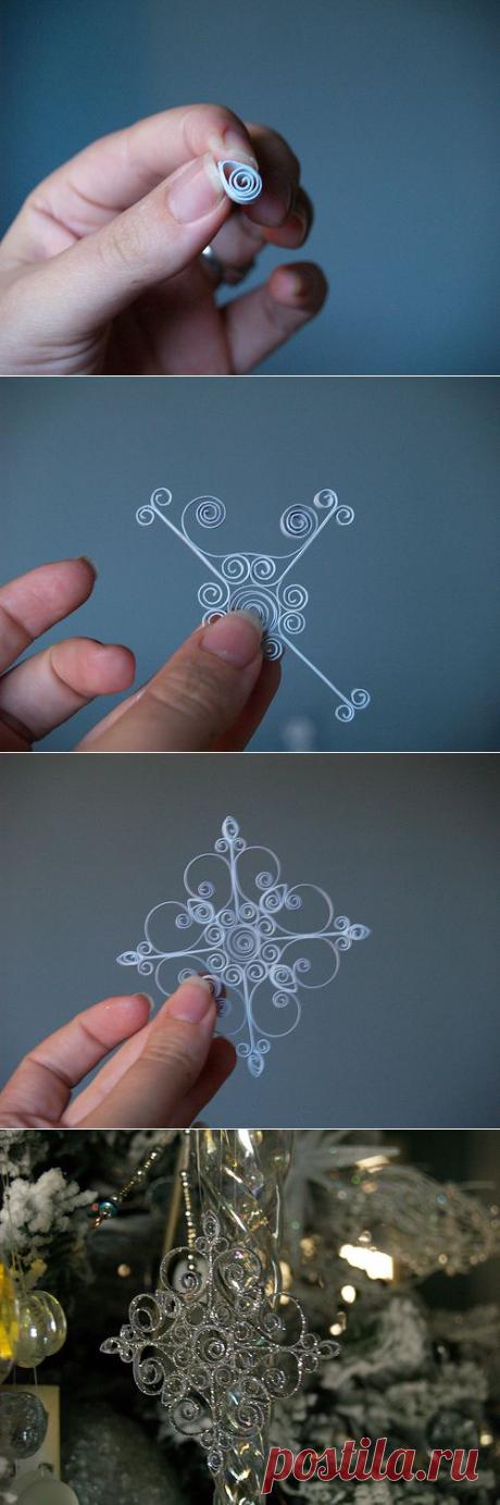 Quilled Snowflake Ornament - Reese Dixon