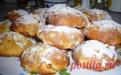Поварешки: Яблочные булочки к утреннему чаю. Готовятся элементарно!