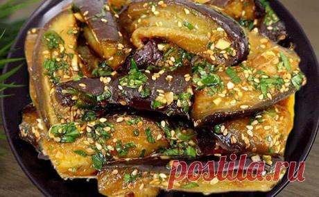 Маринуем баклажаны с аппетитным хрустом: в отличие от других рецептов, готовы всего за 3 часа - Будет вкусно - Медиаплатформа МирТесен Жареные с чесноком баклажаны появляются в сезон на столе чаще всего, но это далеко не лучший способ их приготовления. Намного вкуснее будет замариновать их необычным и быстрым способом: каждая долька получится нежной и с аппетитным хрустом. Острая заправка делает эти баклажаны идеальной закуской, к - 24 июля - 43615108029 - Медиаплатформа МирТесен