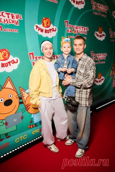 Рузиль Минекаев с женой и сыном