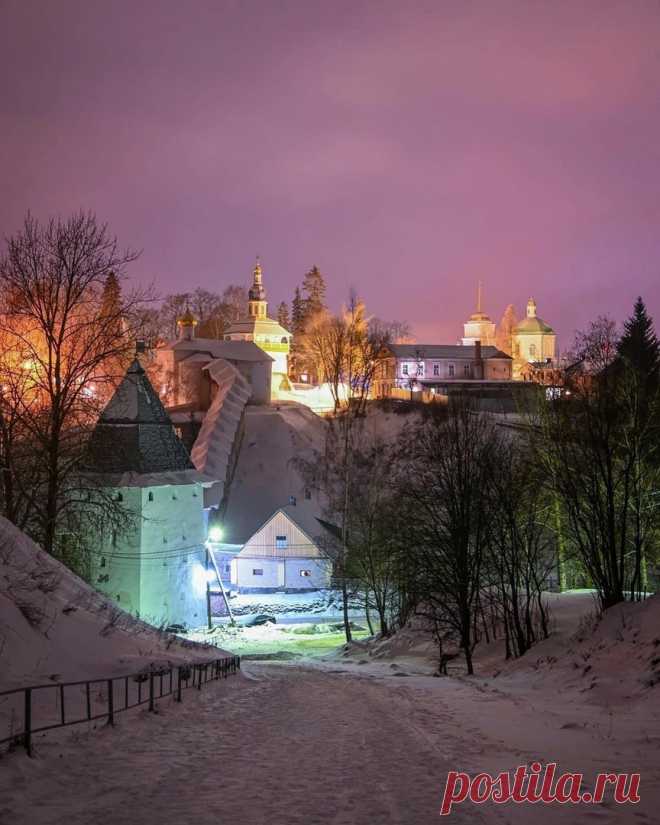 Псково-Печерский монастырь.
📷 olerybakov_photo