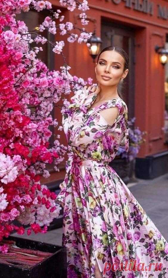 Летний, женский, модный феерверк