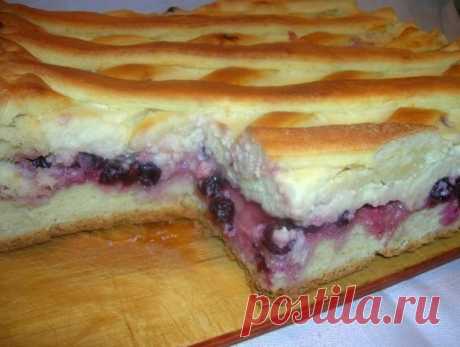 Кулинария: вкусные рецепты: Дрожжевой пирог с ягодами "Зимнее танго"