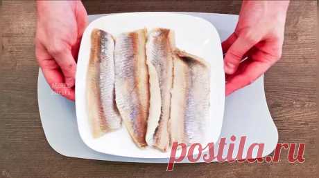 Когда жена приносит домой селёдку, готовлю из нее вкусный шведский салат «Губбрёра»: простой, быстрый и из доступных продуктов - Будет вкусно - Медиаплатформа МирТесен