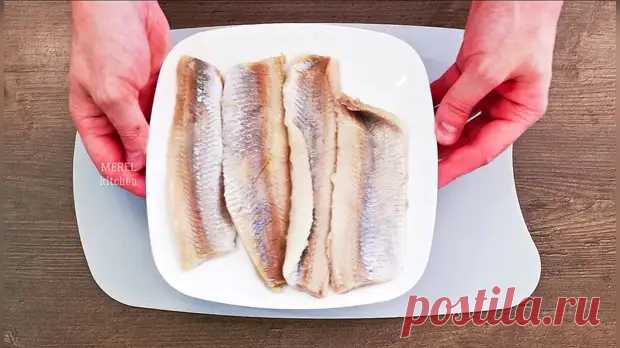 Когда жена приносит домой селёдку, готовлю из нее вкусный шведский салат «Губбрёра»: простой, быстрый и из доступных продуктов - Будет вкусно - Медиаплатформа МирТесен