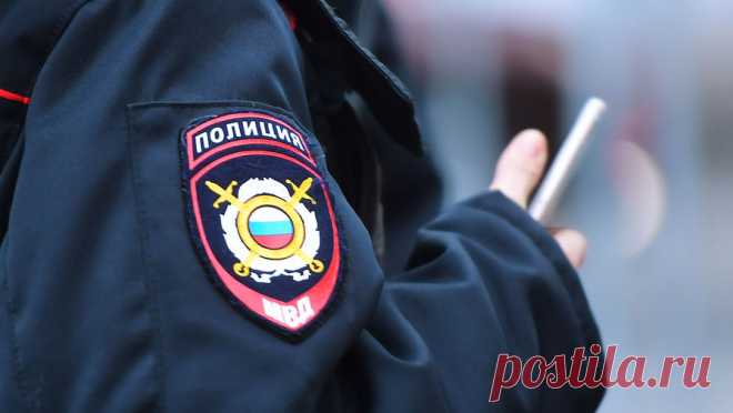 Посетительница МВД укусила капитана полиции за грудь. В Воронеже один из опросов посетительницы МВД закончился для сотрудницы отделения обращением за медицинской помощью. Об этом сообщают "Вести Воронеж" со ссылкой на собственный источник. По данным СМИ, инцидент произошел в ...