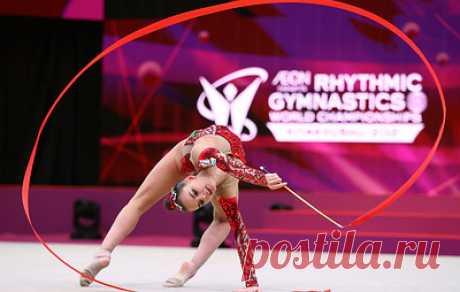 Золотая Дина. Аверина стала 18-кратной чемпионкой мира по художественной гимнастике. В субботу спортсменка завершила выступление на мировом первенстве в Японии победой в индивидуальном многоборье