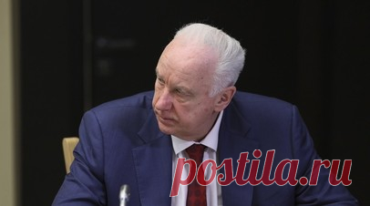 Бастрыкину доложат о ситуации с сыном участника СВО, которому угрожали мигранты. Председатель Следственного комитета России Александр Бастрыкин запросил доклад по ситуации в Новосибирской области, где мигранты угрожали убийством сыну участника СВО. Читать далее