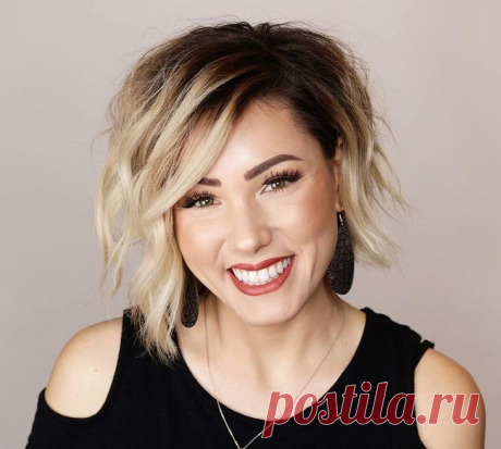 Модные варианты стрижек, не требующих укладки Большинство современных женщин все больше начинают отдавать свое предпочтение не длинным волосам, а средним и коротким.И это довольно просто объяснить. Ведь, как показывает практика, именно с последни...