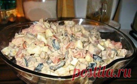 : Салат из куриной печени с помидорами.Безумно вкуснo!! Быстро, легко и ОЧЕНЬ вкусно! Рецепт совсем простой. !! Более подробно о рецепте можете узнать в источникe: шеф-повар Одноклассники, по ссылке fastppc.net/yZXG Рекомендуем посмотреть!!! Приятного аппетитa

Дорогие кулинары! Чтобы не потерять рецепт, жмите &quot;Класс!&quot;, а потом &quot;поделиться&quot;. Рецепт будет на вашей стене В Одноклассники. Всё ОК!