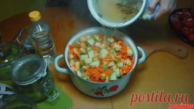 Отличный рецепт салата из молодых кабачков с морковью и луком на зиму. ВИДЕО
