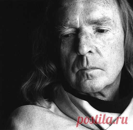 Джон Тавенер «Tavener» 753 песни слушать онлайн или скачать mp3 + биография + 14 1494 видео-роликов: современный британский православный композитор, его произведения: кантата "Кит", "Реквием Ахматовой", опера "Мария Египетская", хорал "Агнец" и др.