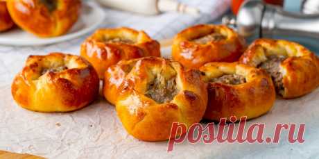 БЕЛЯШИ С МЯСОМ В ДУХОВКЕ