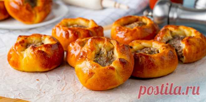 БЕЛЯШИ С МЯСОМ В ДУХОВКЕ