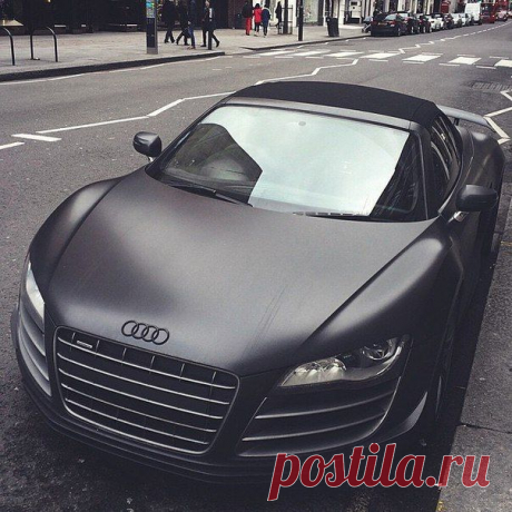 Matte black Audi R8 V10