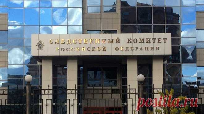СКР сообщил о трёх погибших в результате подрыва Крымского моста Известия В результате подрыва грузового автомобиля на Крымском мосту погибло три человека. Об этом сообщает пресс-служба Следственного комитета России. «По предварительным данным, в результате произошедшего погибло три человека. Это, предположительно, пассажиры легкового автомобиля, находившегося рядом с подорвавшимся грузовиком. В настоящее время из воды уже подняты тела двух погибших — мужчины и женщины, их...