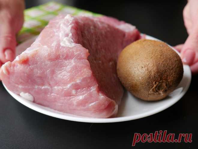 Когда хочу удивить гостей — готовлю свинину с киви: божественный вкус и нежнейшее мясо | Кухня без границ Елены Танько | Яндекс Дзен