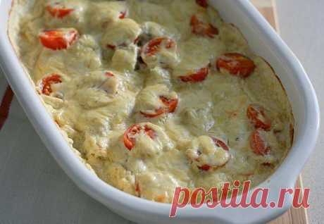 Треска запечённая с сыром и томатами