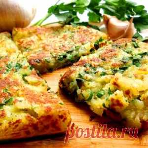 Вкуснейший чесночно-картофельный блин