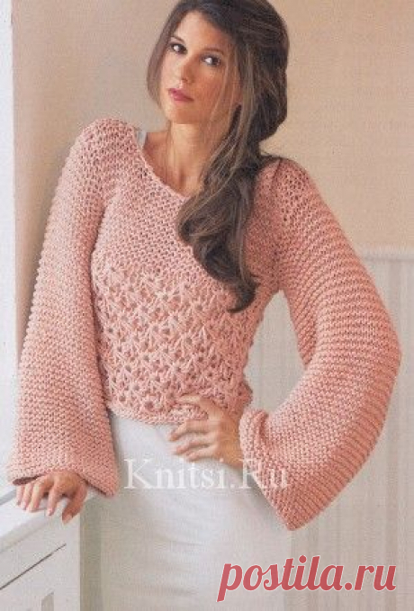 Короткий пуловер с расклёшенными рукавами. Вязание для женщин / Пуловеры / Спицами