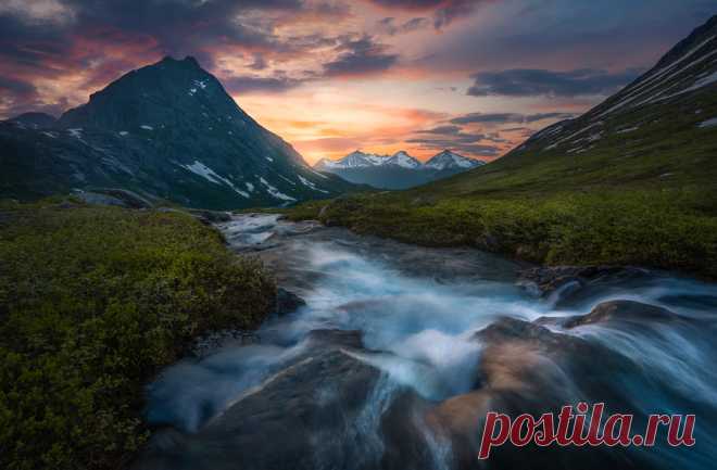 Most Popular Photos / 500px Самые популярные фотографии на 500px прямо сейчас.
