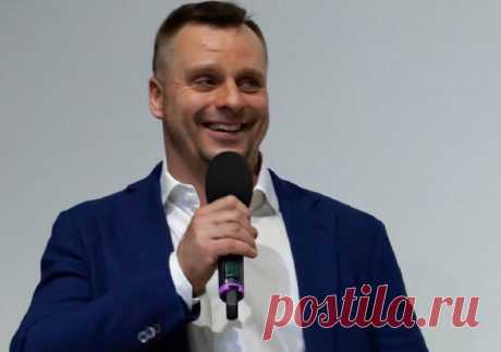 Нашлась мама Александра Носика: актер показал фото родительницы и поблагодарил волонтеров