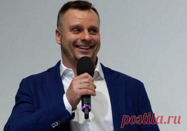 Нашлась мама Александра Носика: актер показал фото родительницы и поблагодарил волонтеров