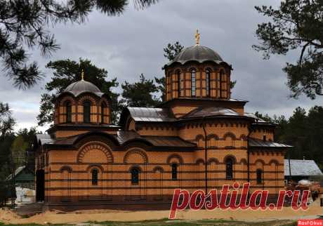Фото: Храм в Отмичах. Фотограф Николай Попов. Город - Фото и фотограф на Расфокусе.