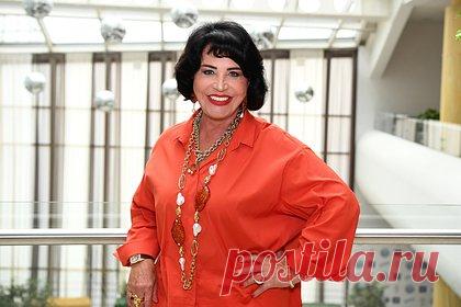 Бабкина рассказала о жизни в мазанке. Певица, народная артистка России Надежда Бабкина рассказала, что в детстве жила с родителями в мазанке. Воспоминаниями об облике этого дома и своими обязанностями в то время она поделилась в интервью для YouTube-шоу «Эмпатия Манучи». Звезда отметила, что родительский дом находился в Астраханской области.